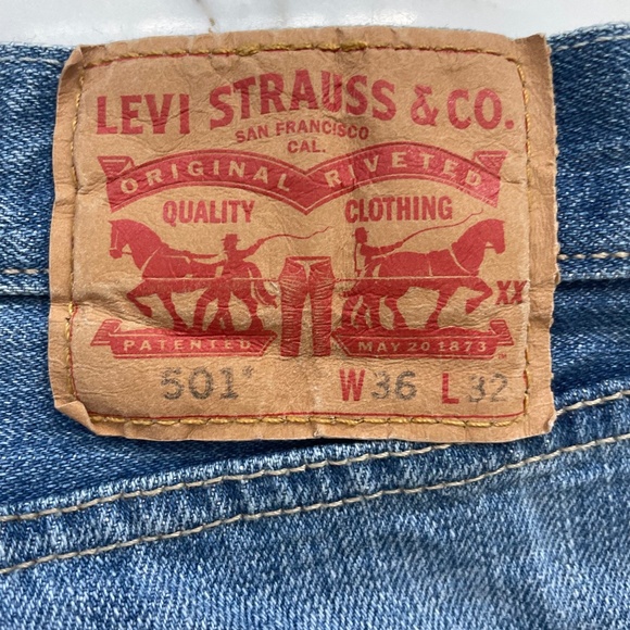 Levi's Other - LEVI'S 501 Jeans W36/L32 Blue